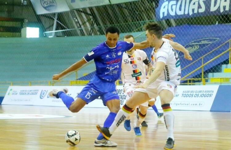 Foz Cataratas vence de virada o Blumenau pela Liga Nacional