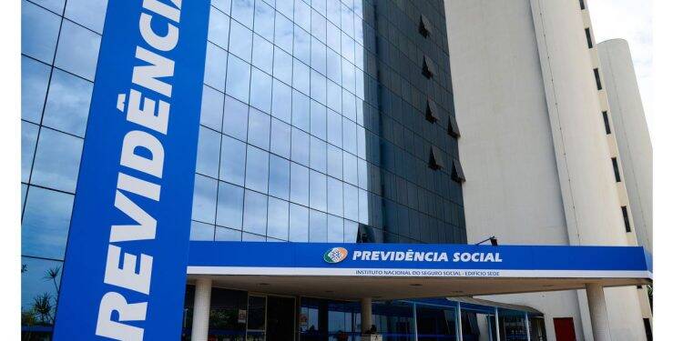 Apenas segurados agendados serão atendidos nas agências do INSS