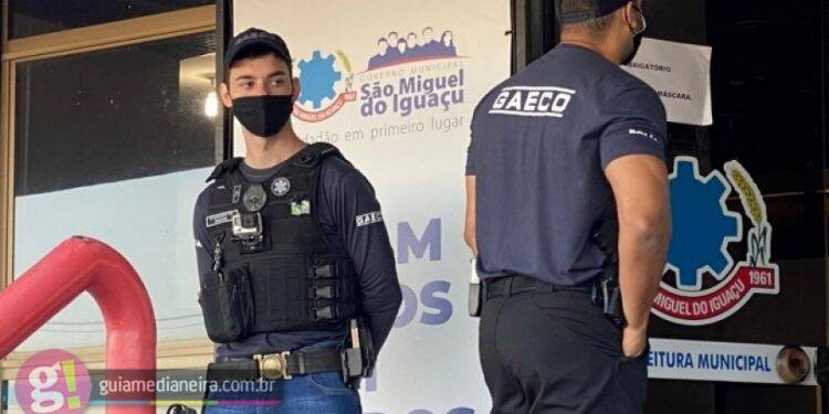 Gaeco cumpre mandado de busca na prefeitura de São Miguel do Iguaçu