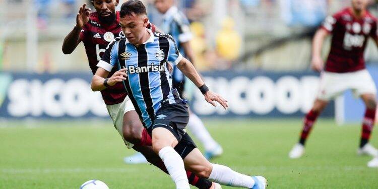 Porto oferece R$ 99 milhões pelo iguaçuense Pepê; 10% pertence ao Foz do Iguaçu FC