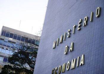 Governo autoriza IBGE a contratar 6,5 mil profissionais para pesquisa