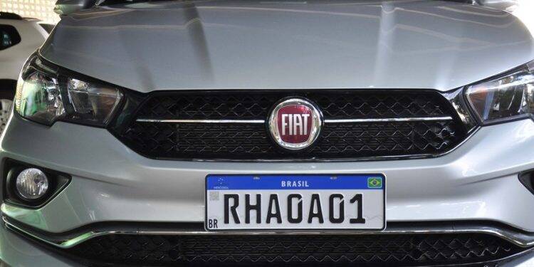 Paraná recebe nova sequência alfanumérica de placas de veículos