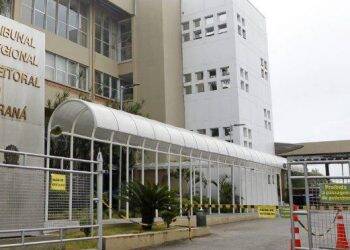 TCE-PR envia à Justiça Eleitoral lista com 1.496 agentes com contas desaprovadas
