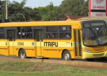 Passageira reclama do horário reduzido de ônibus entre Santa Terezinha e Foz