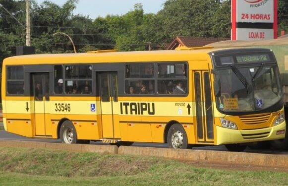 Passageira reclama do horário reduzido de ônibus entre Santa Terezinha e Foz