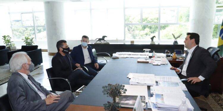 Aeroporto de Foz pode se transformar em Centro Nacional e Internacional de Conexões de Voos – HUB