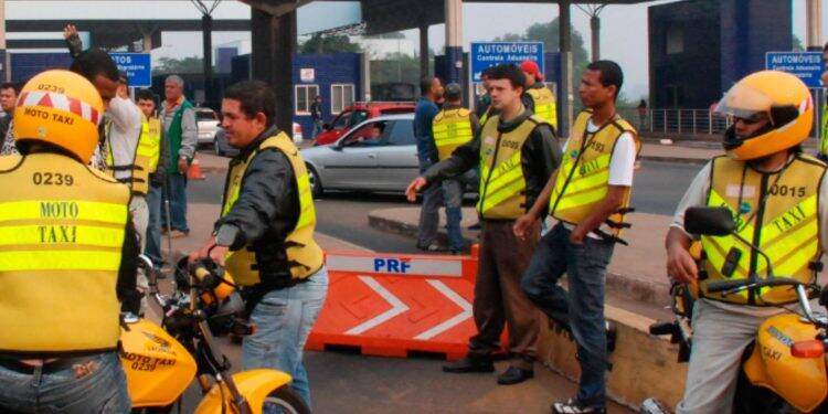 Aberta seleção para prestação de serviço de mototáxi em Foz