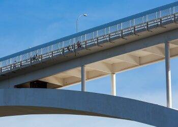 Duas pontes trazem Bolsonaro pela quarta vez a Foz do Iguaçu, no próximo dia 15