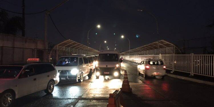 Veja as imagens da reabertura da Ponte da Amizade