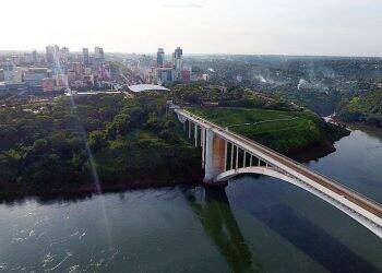 Ponte da Amizade abre até dia 15 de outubro e cerimônia deve ter Bolsonaro e Benítez na fronteira