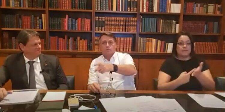 ‘Vamos reabrir a Ponte da Amizade’, disse Bolsonaro