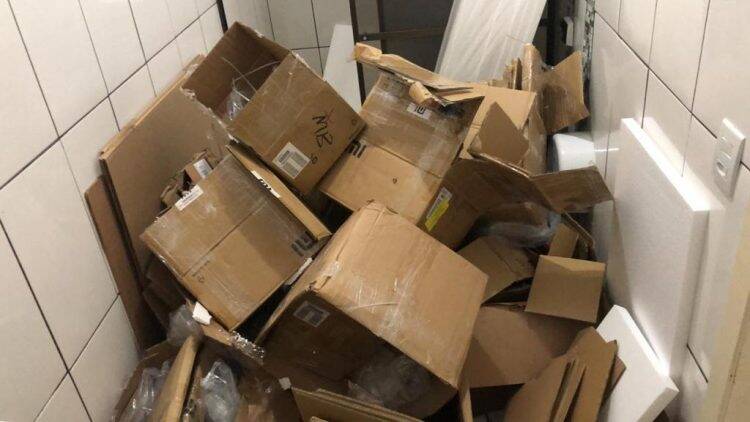 Receita Federal e BPFron desarticularam depósito de mercadorias em hotel em São Miguel do Iguaçu