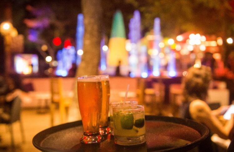 O restaurante do Marco está aberto novamente