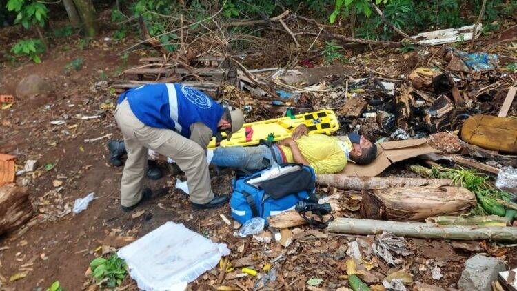 Servidor usa caminhão da prefeitura para mudança particular e sofre acidente