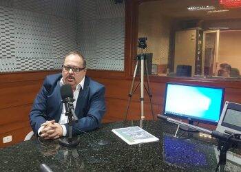 Candidato a vice, Ricardo Albuquerque propõe extinção de secretarias e isenção de IPTU