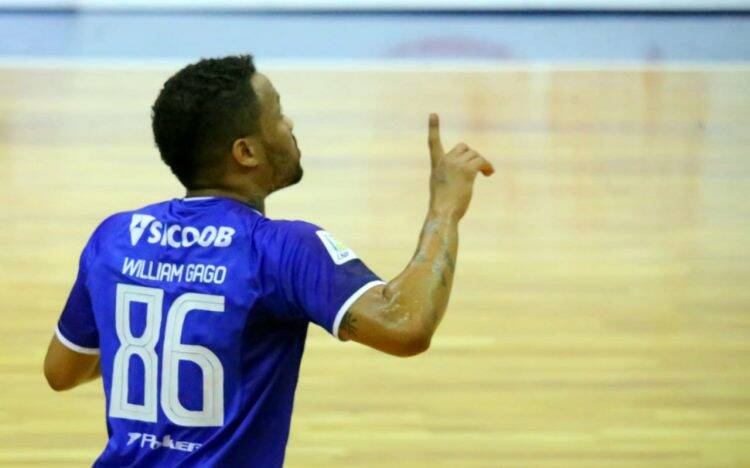 Foz Cataratas vence de virada e conquista classificação no paranaense