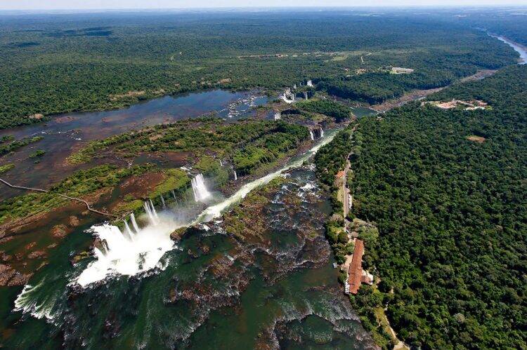 Cataratas é um dos 10 lugares imperdíveis no mundo, destaca Lonely Planet