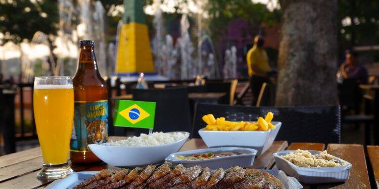 Marco das 3 Fronteiras prepara atendimento especial para o feriadão