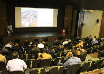 Estratégias de segurança na fronteira são discutidas em Foz do Iguaçu