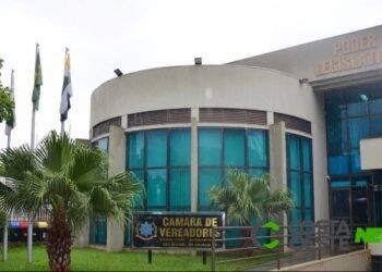 Câmara de São Miguel do Iguaçu recebe pedido de licença não remunerada do prefeito