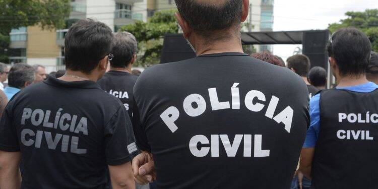 Polícia Civil desarticula quadrilha de falsos leilões de veículos