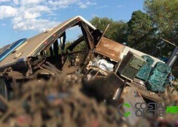 Tragédia em São Paulo: 41 pessoas morrem em acidente entre ônibus e caminhão