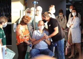 192 motivos para comemorar: Hospital Costa Cavalcanti celebra mais uma alta da covid-19