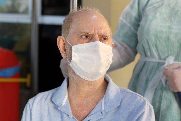 192 motivos para comemorar: Hospital Costa Cavalcanti celebra mais uma alta da covid-19