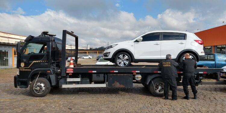 PF deflagra operação contra lavagem de dinheiro do tráfico internacional de drogas