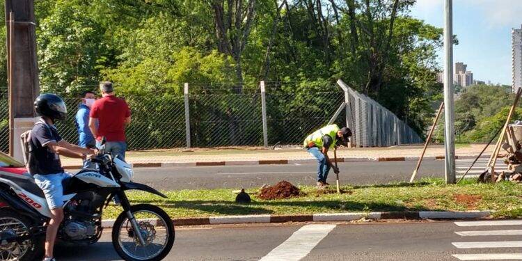 Começa a instalação dos ‘semáforos inteligentes’ na Vila A
