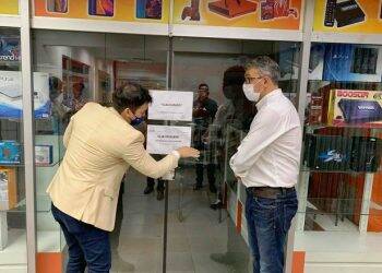 Prefeitura fecha loja onde brasileiro foi assaltado em Ciudad del Este