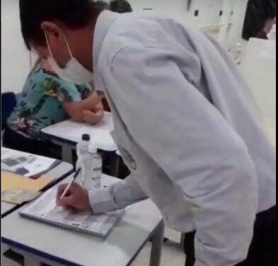 Alemão (PCdoB), votou no Centro Especializado em Reabilitação do Jardim Ipê