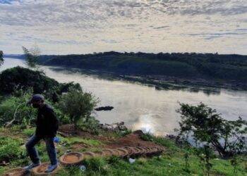 Roubam fuzil de militar paraguaio às margens do Rio Paraná