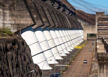 Itaipu atinge 70 milhões de megawatts-hora (MWh) neste domingo (29