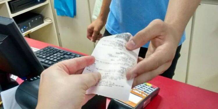 Homem fica desempregado e ganha prêmio milionário do Nota Paraná no mesmo dia