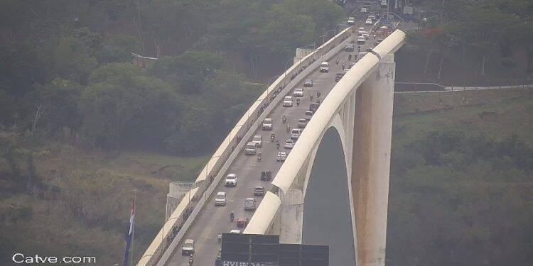 Black Friday de pouco movimento de compristas na fronteira