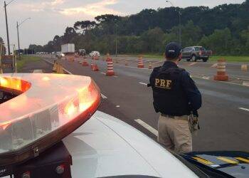 PRF apresenta os dados da Operação Finados no trecho da Delegacia de Foz