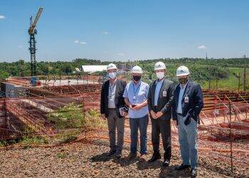 Diretores de Itaipu acompanham andamento de obras estruturantes financiadas pela empresa em Foz