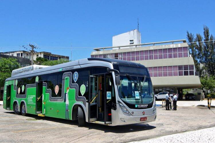 Ônibus movido a biometano produzido na Itaipu inicia fase experimental em Foz