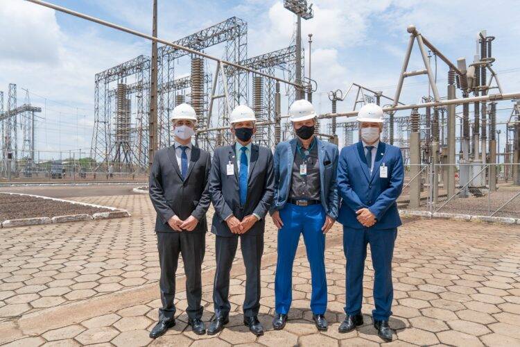 General Silva e Luna faz primeira visita à subestação de Furnas, em Foz do Iguaçu