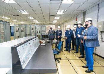 General Silva e Luna faz primeira visita à subestação de Furnas, em Foz do Iguaçu