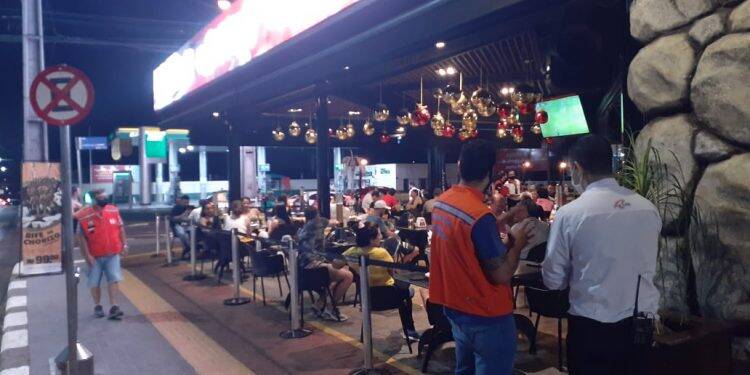 Prefeitura visita 40 estabelecimentos, um é fechado e 8 recebem adequações