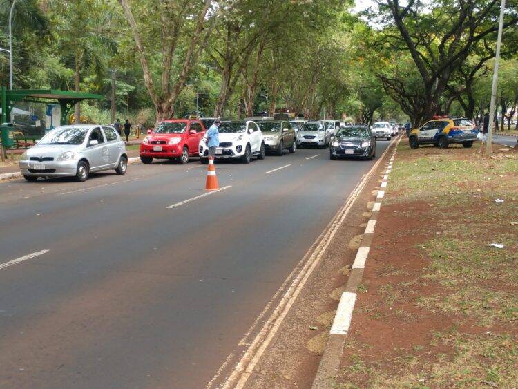 Blitz exclusiva para carros estrangeiros apreende 32 veículos irregulares