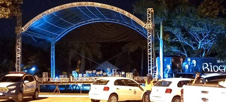 Após prefeitura proibir realização da “Noite do Hawai” baile é realizado no Lago de Itaipu