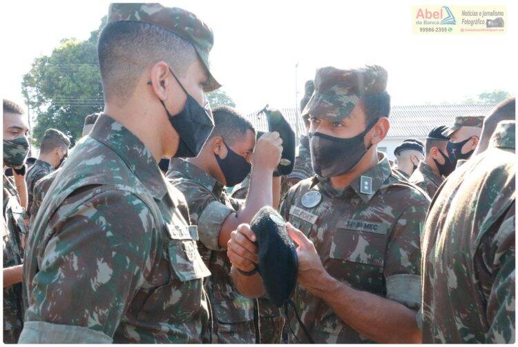 34° Batalhão realiza entrega da Boina Preta