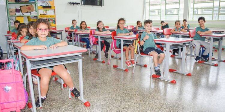 Rematrículas na Rede Municipal de Ensino começam na próxima segunda-feira (23)