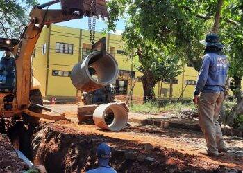 Bairro Monjolo recebe R$ 1,2 milhão em obras de drenagem