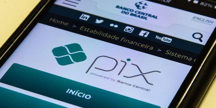 Pix: novo sistema de pagamento instantâneo entra em funcionamento