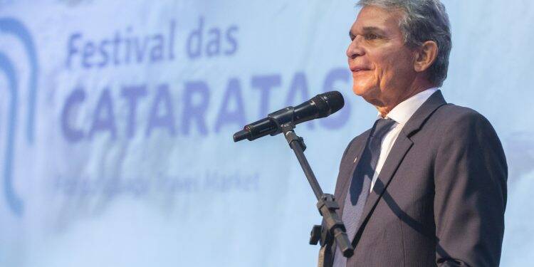 Silva e Luna reafirma o compromisso da Itaipu com o turismo