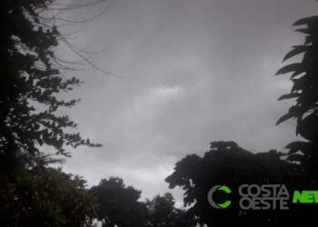 Defesa Civil emite aviso de chuvas intensas para a região oeste